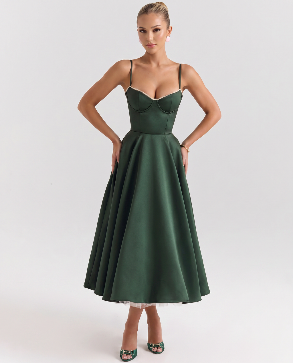EVIE | Sweetheart Neck Pleated Tulle Midi Dress