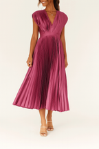 EVIE | Pleated Sleeveless Midi Dress
